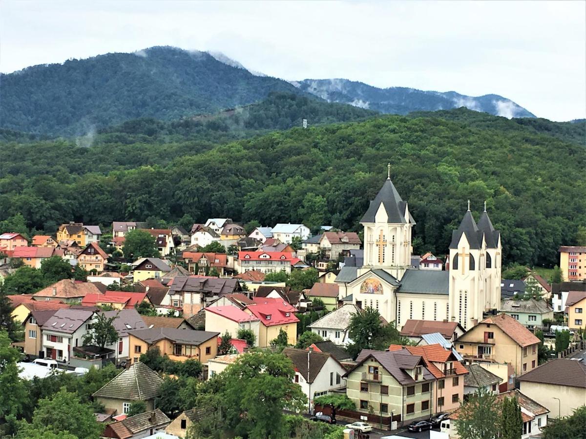 Apartamento Mountain View Escape Braşov Exterior foto